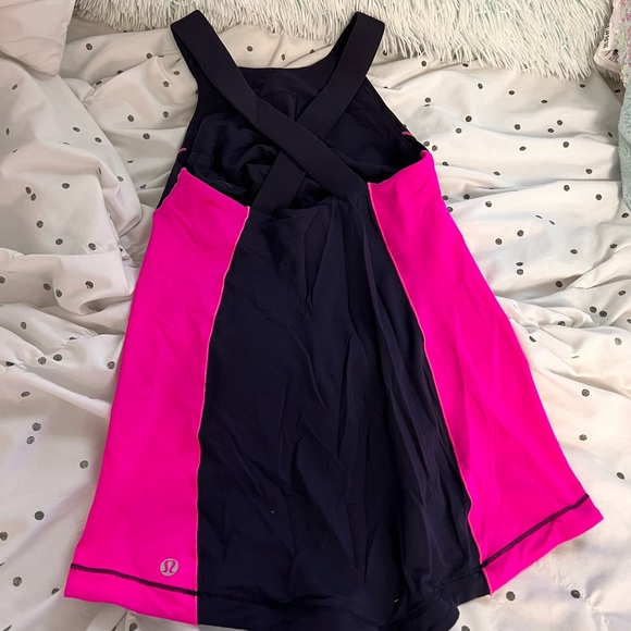 RARE Lululemon Tank Top with Built in Bra - Picture 2 of 4